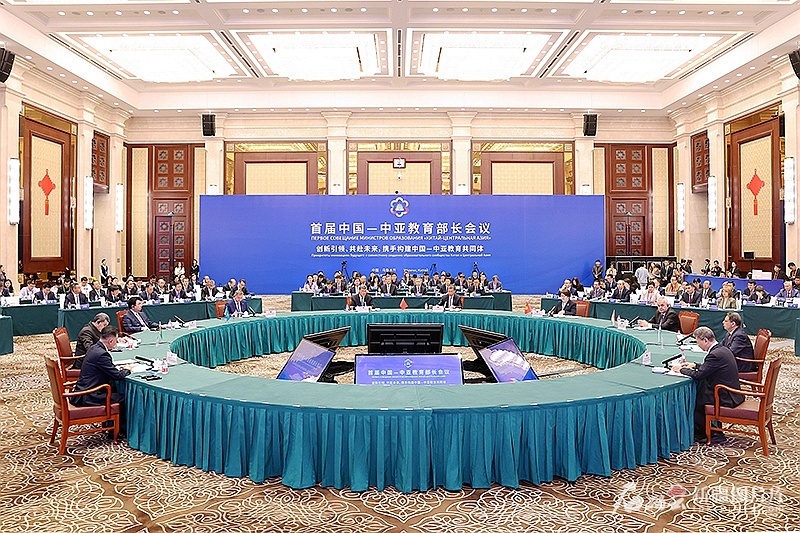 http://uy.ts.cn/pic/003/528/975/00352897570_afe84e07.jpg